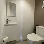 Apartman T3 Neuf Avec Terrasse Et Parking, Proche - Fr-1-308-210 Le Lavandou