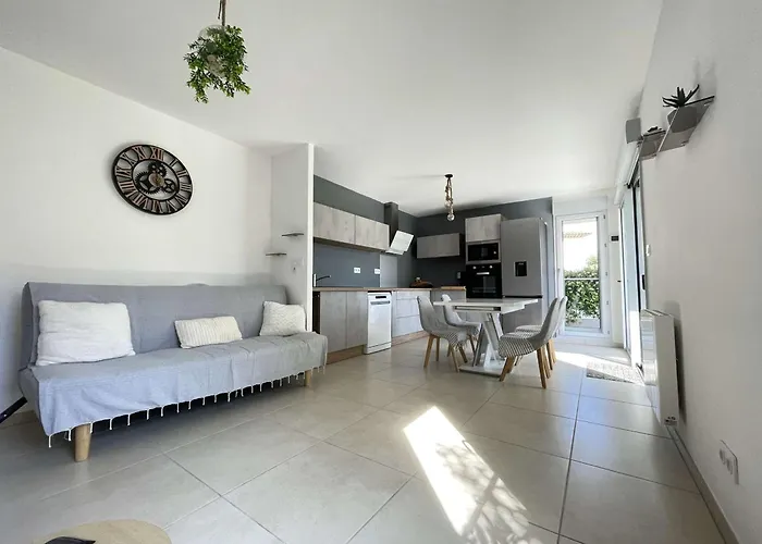 T3 Neuf Avec Terrasse Et Parking, Proche - Fr-1-308-210 Apartman *